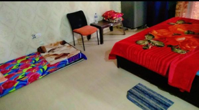 Radhey Rooms